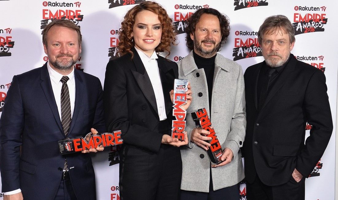empire-awards-2018-red-carpet-00-3