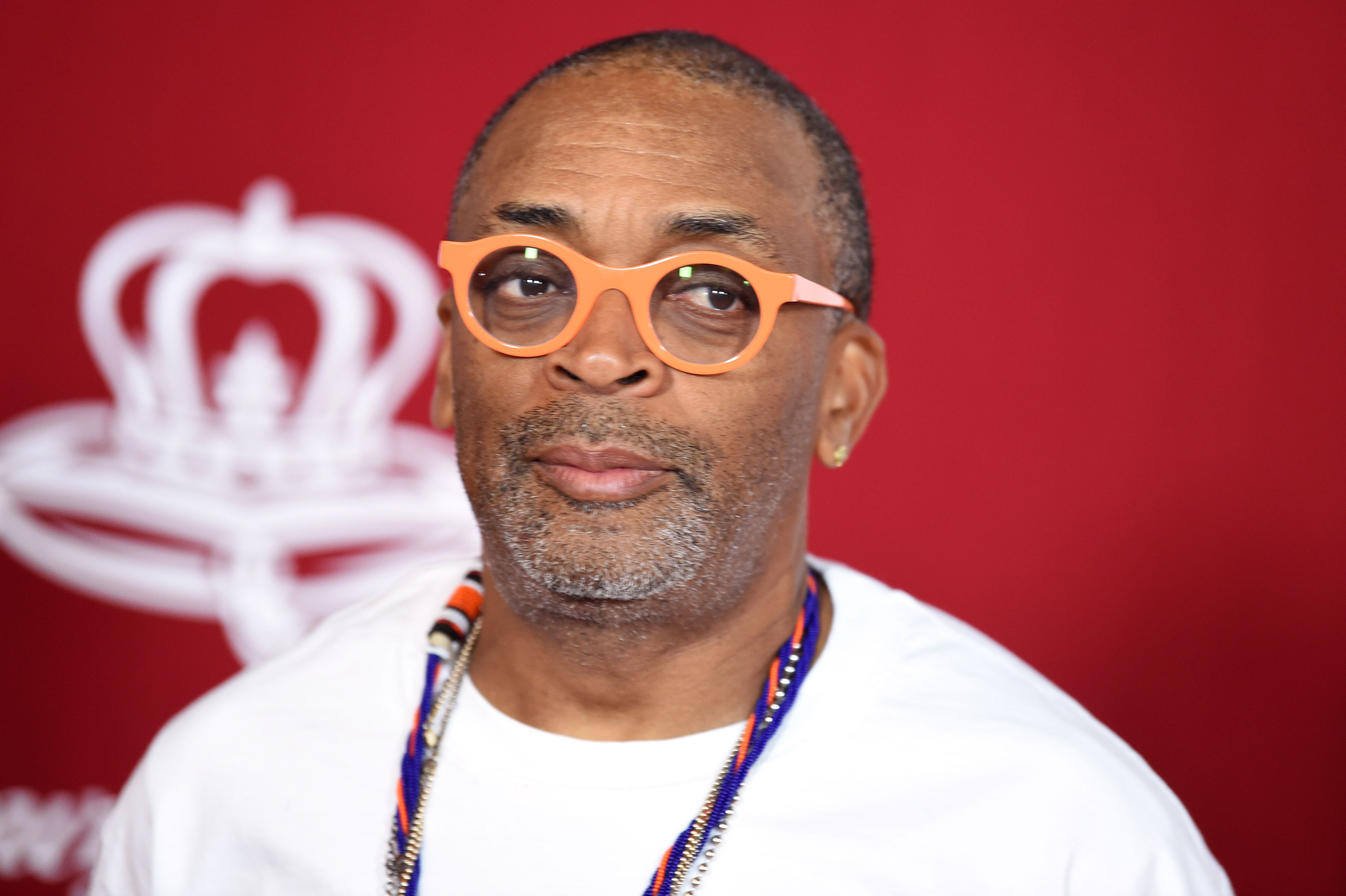 Спайк ли. Дензел Вашингтон 2020. Spike Lee. Черный Режиссер. Спайк негр.