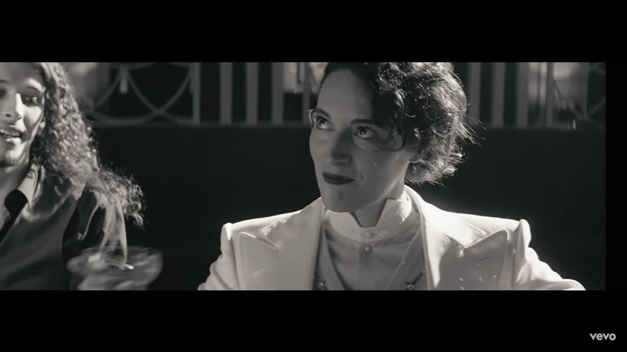 Видео на вечер: клип Гарри Стайлса на песню «Treat People With Kindness» с Фиби Уоллер-Бридж