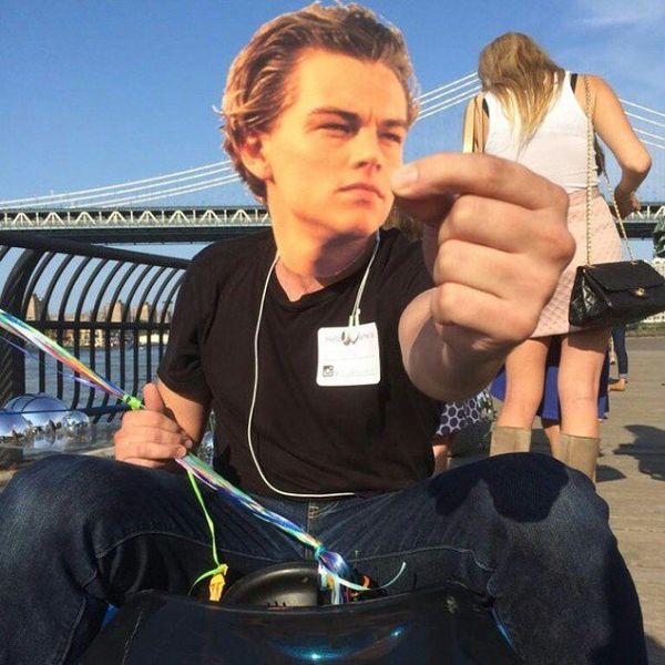 В случае Лео набирайте Д