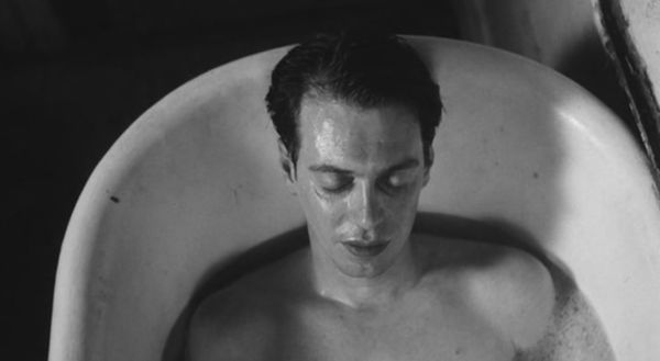 Иди и смотри: In the soup