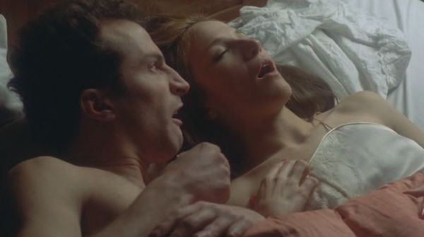 Иди и смотри: «Любовь во время истерии»