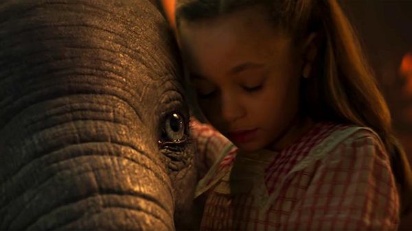 Трейлер: «Дамбо»